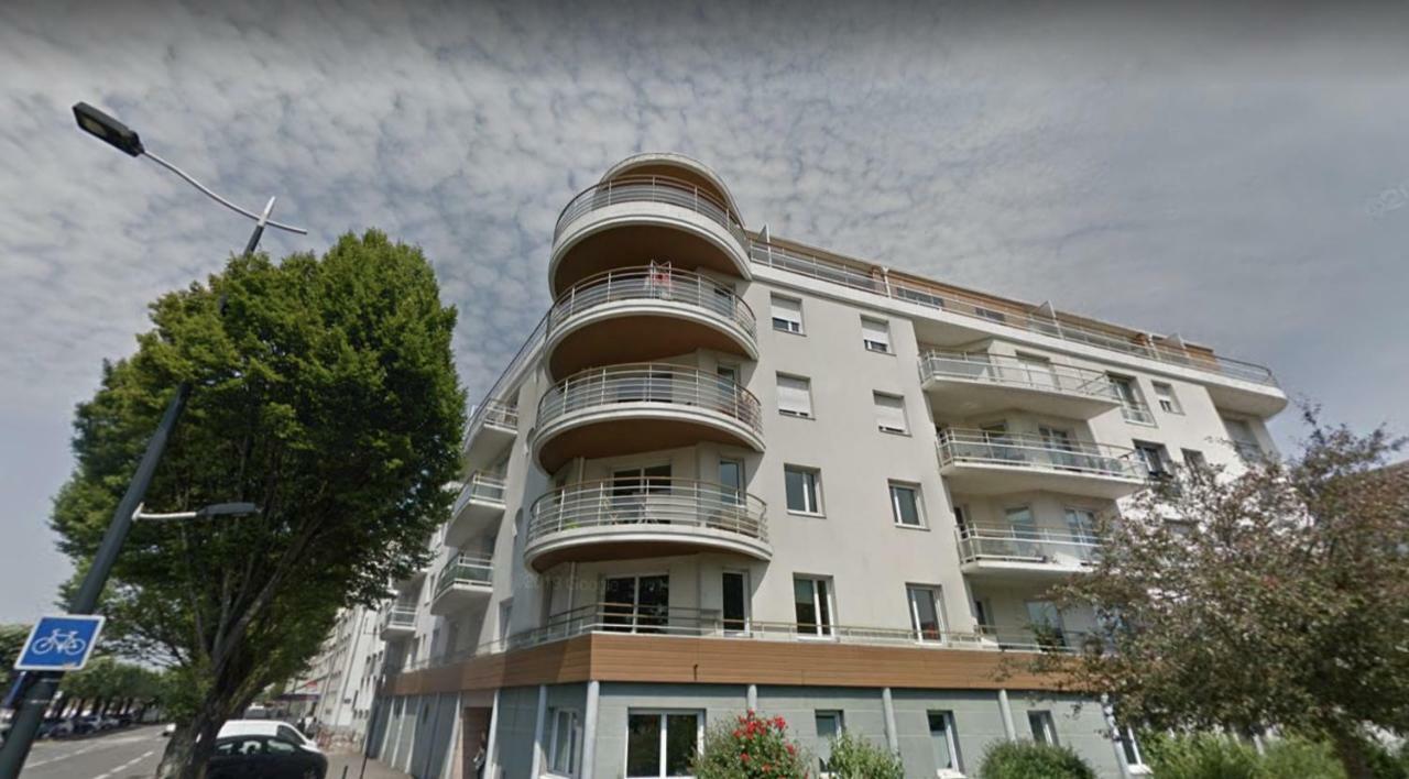 L'idylle : T2 De Standing Avec Parking - Gare/cité Des Congrès/lieu Unique Appartement *
